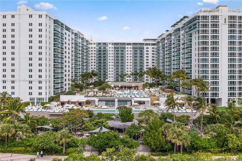 apt-523-2301 Collins Ave, Miami Beach, FL, 33139-1634 | Card Image