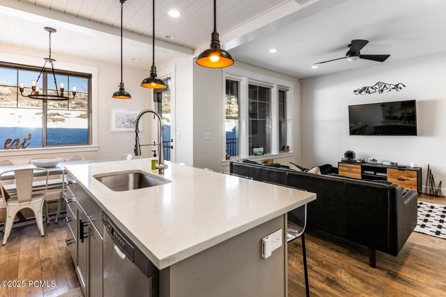 1106 W Wasatch Spring Rd, Condo with 4 bedrooms, 4 bathrooms and null parking in Hideout UT | Image 16