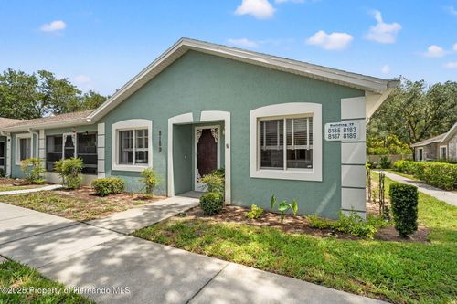 8189 Sturbridge Ct, Weeki Wachee, FL, 34613-7521 | Card Image