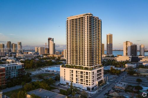 1018-1600 Ne 1st Ave, Miami, FL, 33132-1220 | Card Image