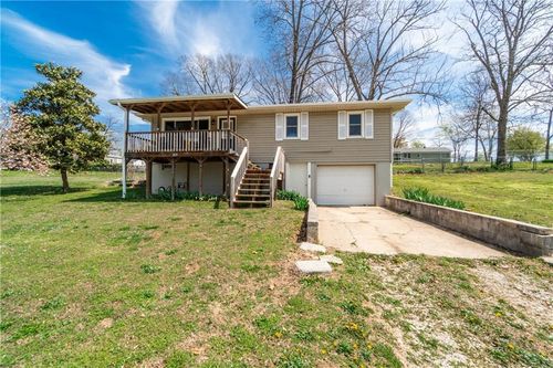 1421 Oakhill Dr, Cassville, MO, 65625-1031 | Card Image