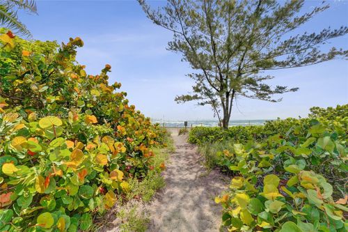 4c-1936 S Ocean Dr, Hallandale Beach, FL, 33009-5913 | Card Image