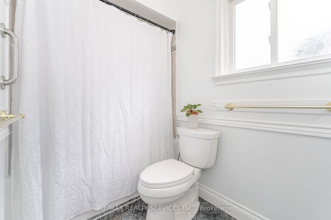 9 Pluto Dr, House attached with 4 bedrooms, 3 bathrooms and 2 parking in Brampton ON | Image 29