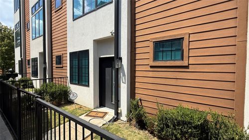 b103-1910 Caddo St, Dallas, TX, 75204-4262 | Card Image