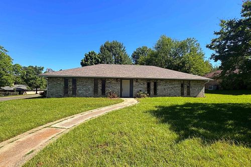 525 Hampshire St, Longview, TX, 75605-3719 | Card Image