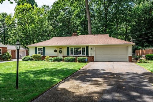 544 Beech Dr, Kent, OH, 44240-3320 | Card Image