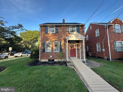 271 S 6th St, CHAMBERSBURG, PA, 17201-2643 | Card Image