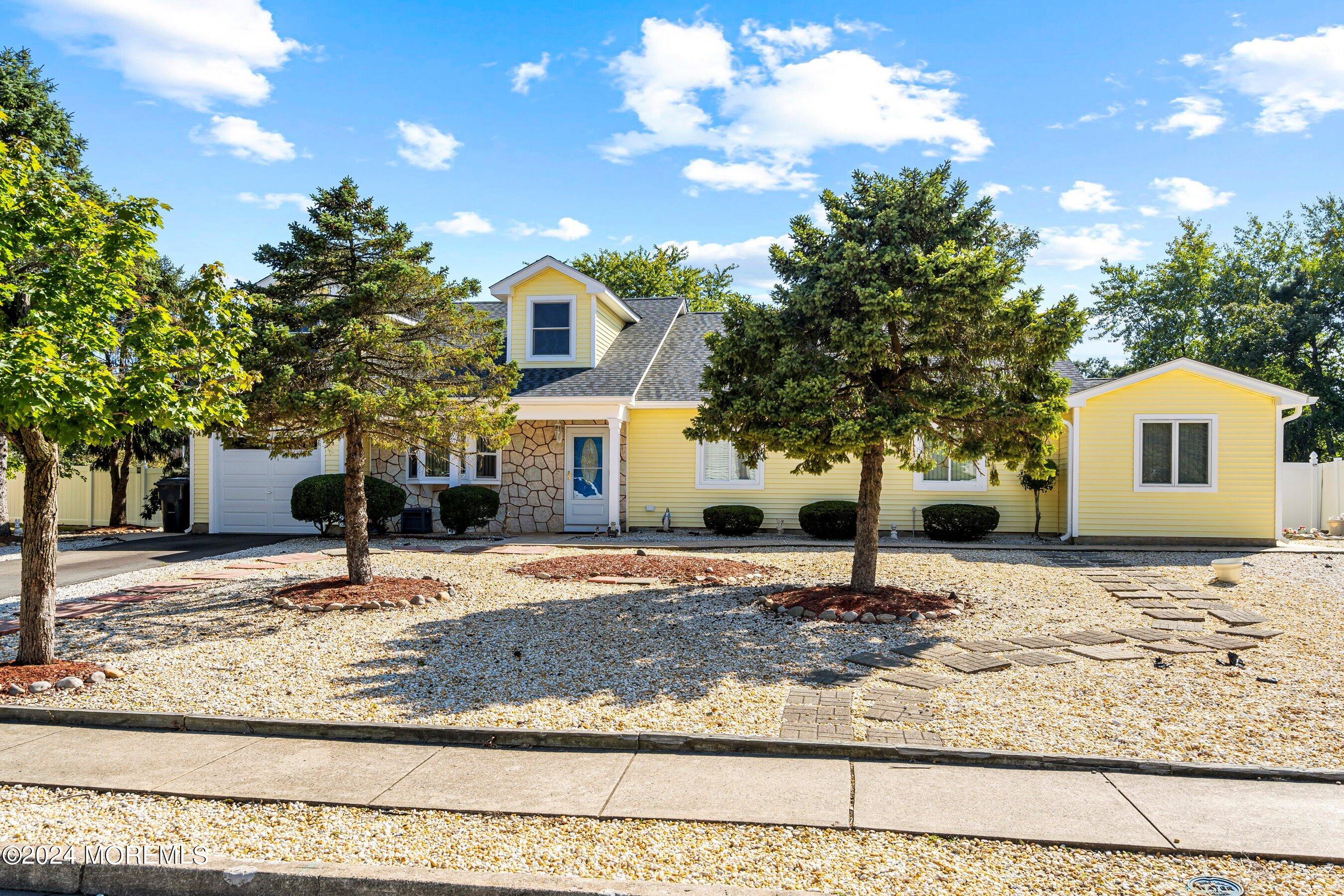 Verdant Rd, Toms River, NJ 08753