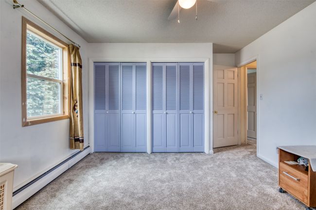 Upstairs bedroom | Image 49
