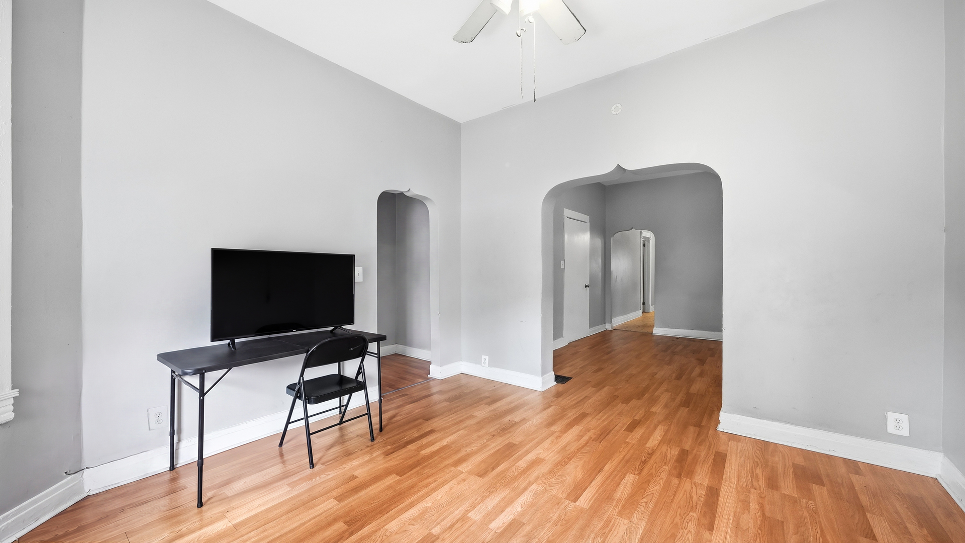 Residential Income in Chicago 5
