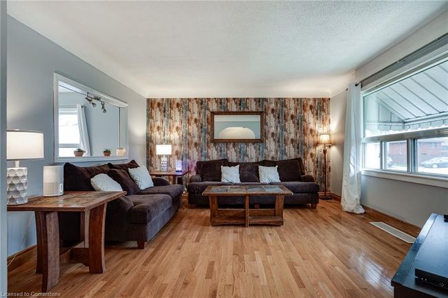 628 Dunn Ave, House other with 4 bedrooms, 2 bathrooms and 5 parking in Hamilton ON | Image 5