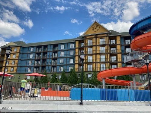 unit-1421-225 Collier Dr, Sevierville, TN, 37862-6911 | Card Image