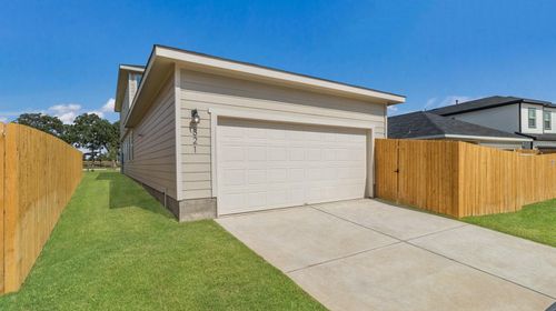 321 Puerto Plata Avenue, Bastrop, TX, 78602 | Card Image