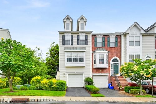 a-231 Swathmore Dr, Nutley, NJ, 07110-3930 | Card Image