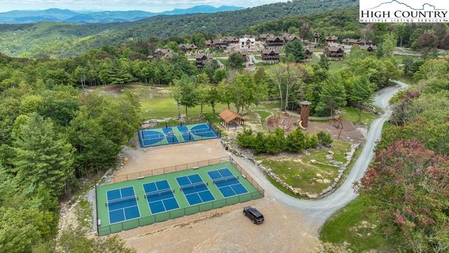 8 - 52 Eagle Cottage Ln, Townhouse with 1 bedrooms, 2 bathrooms and null parking in Banner Elk NC | Image 41