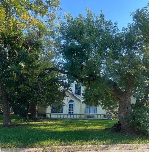 2949 Rosedale Dr, Port Arthur, TX, 77642-2517 | Card Image