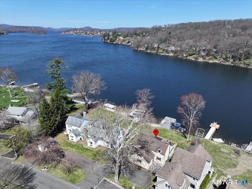 19 Cedar Dr, Danbury, CT, 06811-3301 | Card Image