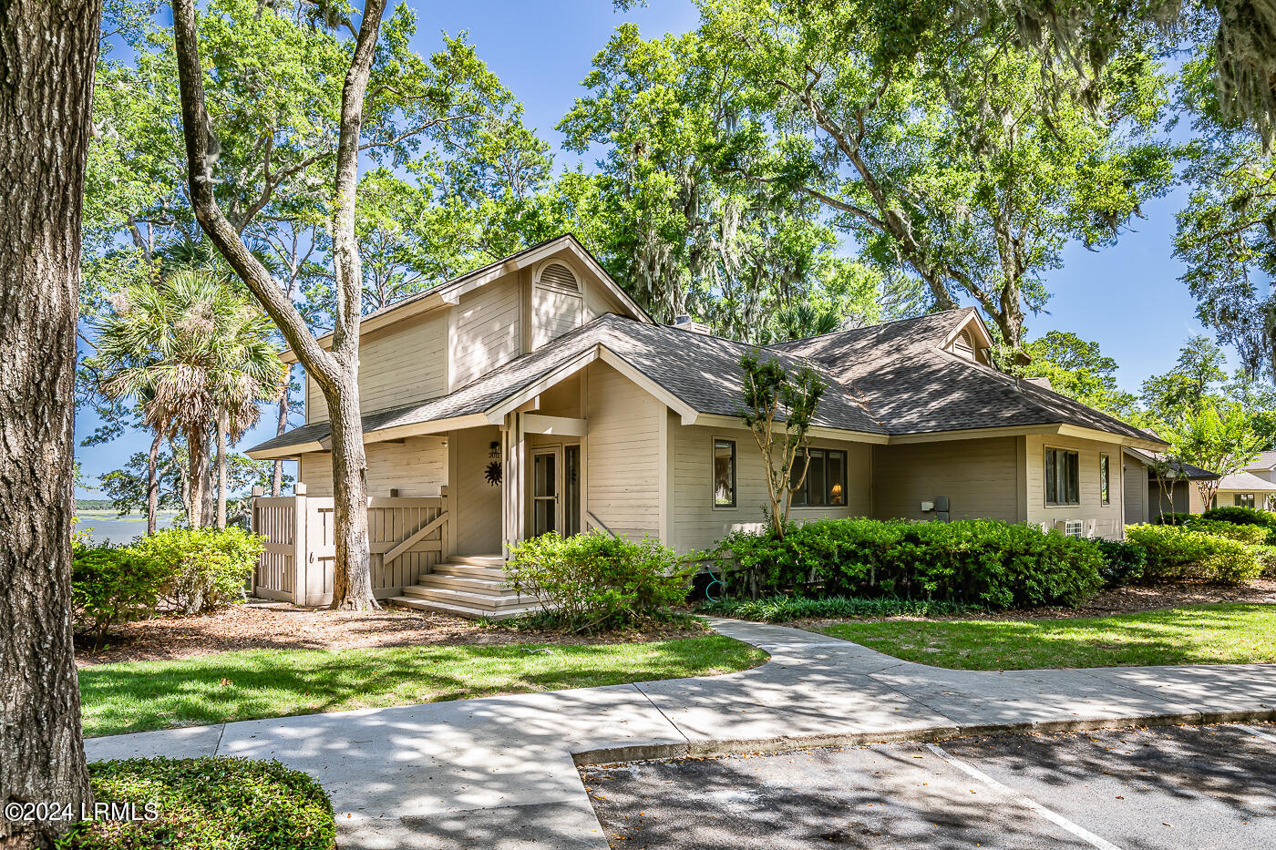 Bluff Villas Rd, Saint Helena Island, SC 29920