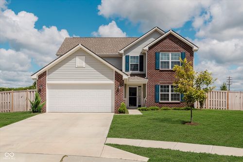 956 Rushmore Dr, Pittsboro, IN, 46167-8838 | Card Image