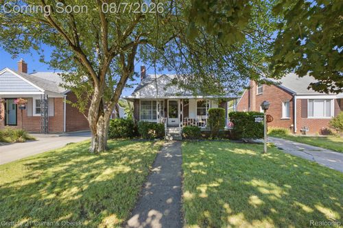 9864 Quandt Ave, Allen Park, MI, 48101-1353 | Card Image