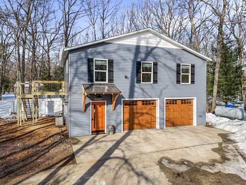 17432 Jennifer Dr, Wellston, MI, 49689-9419 | Card Image