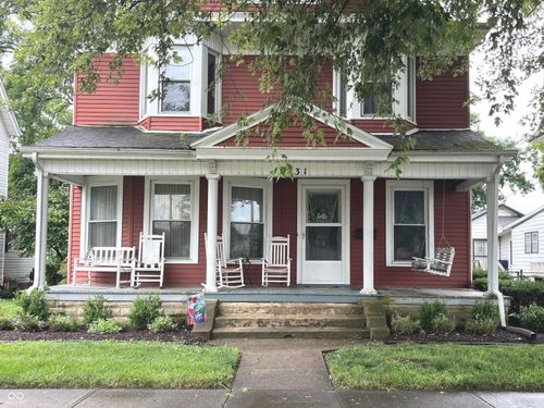 231 E 6th St, Rushville, IN, 46173-1433 | Card Image