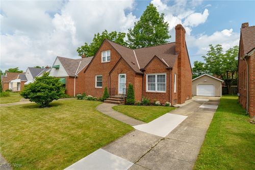 3975 Eastway Road, South Euclid, OH, 44118 | Card Image