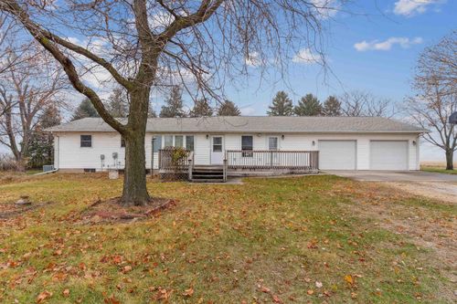 1403 210th St, Independence, IA, 50644-9126 | Card Image