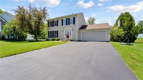 3217 Blue Spruce Dr, Macedon, NY, 14502-8751 | Card Image