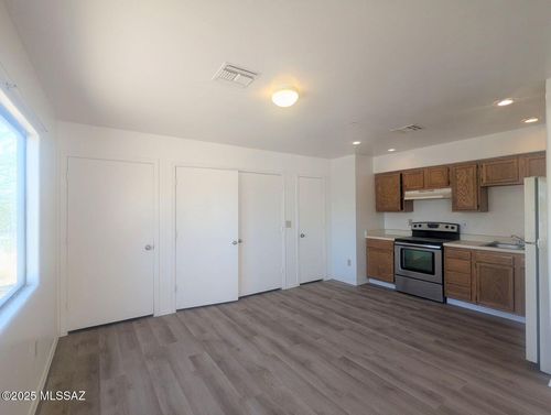 unit-7-331 E Elvira Rd, Tucson, AZ, 85756-6755 | Card Image