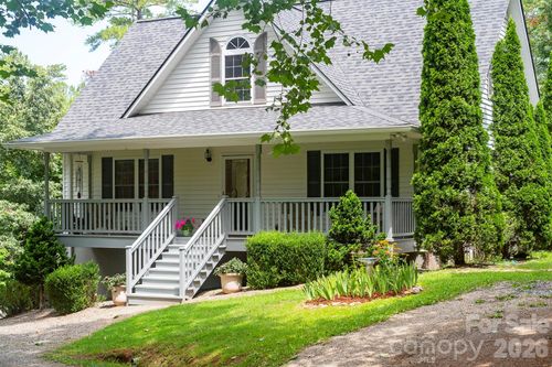 90 Pine Forest Dr, Weaverville, NC, 28787-8929 | Card Image
