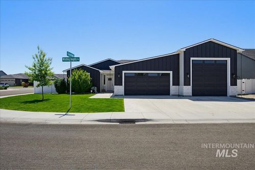4331 Whistling Heights Way, Nampa, ID, 83687-3639 | Card Image