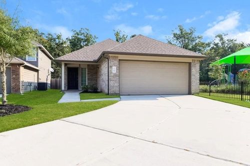 2700 Madison Ct, Conroe, TX, 77304-2993 | Card Image