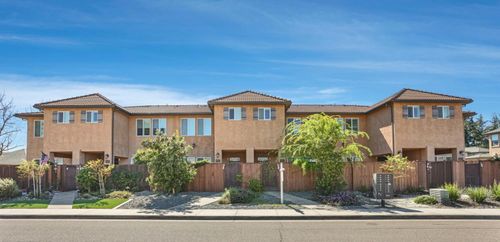 2108 Tienda Dr, Lodi, CA, 95242-3908 | Card Image