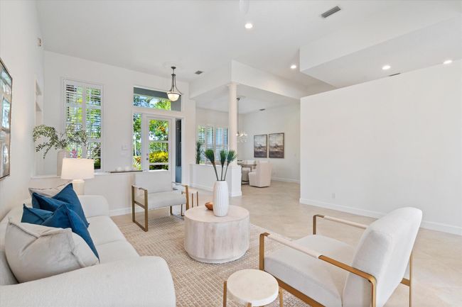 8774 Lakes Blvd, House other with 3 bedrooms, 3 bathrooms and null parking in West Palm Beach FL | Image 9