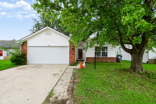 1543 Sanner Dr, Greenwood, IN, 46143-9649 | Card Image