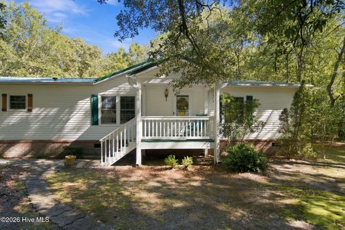 42 Warwick Ct, Hampstead, NC, 28443-7182 | Card Image