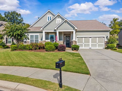 1061 Creekwood Cir, Madison, GA, 30650-5077 | Card Image