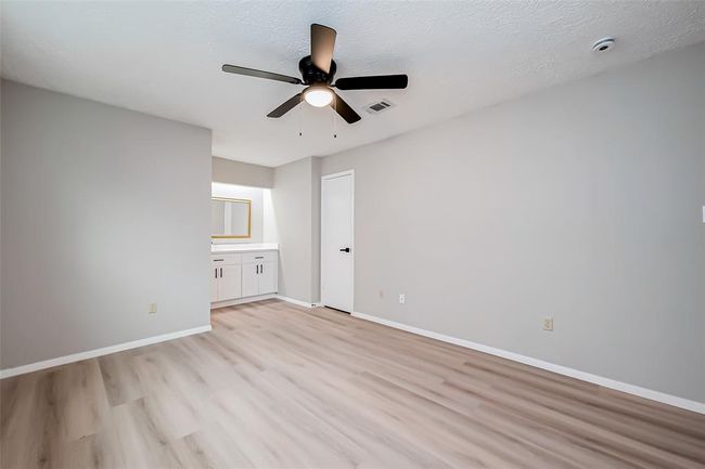23227 Pine Post Ln, House other with 5 bedrooms, 2 bathrooms and 2 parking in Spring TX | Image 34