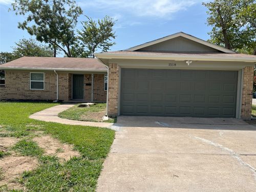 1518 Mcdonald Dr, Garland, TX, 75041-4254 | Card Image