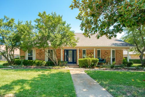 5418 Barcelona Dr, Garland, TX, 75043-5109 | Card Image