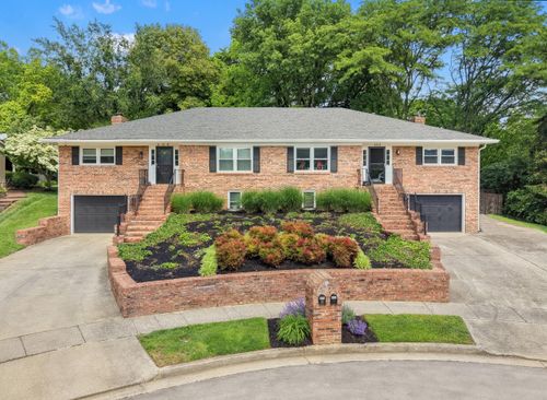 607 Camino Dr, Lexington, KY, 40502-2735 | Card Image
