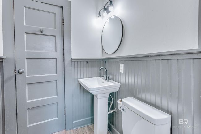 Bathroom | Image 16
