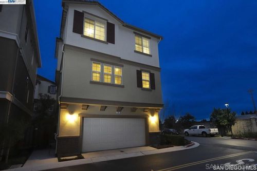 75 Middleton Pl, Hayward, CA, 94544-8280 | Card Image