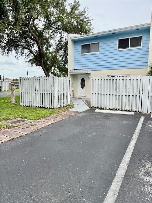 0-22334 Sw 103rd Ct, Cutler Bay, FL, 33190-1407 | Card Image