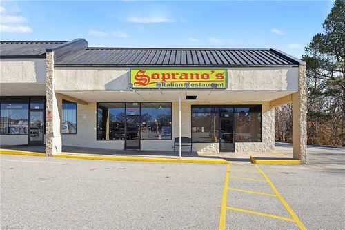 638 W Academy Street, Randleman, NC, 27317 | Card Image