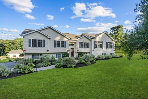 44 Reynolds Rd, Glocester, RI, 02814 | Card Image