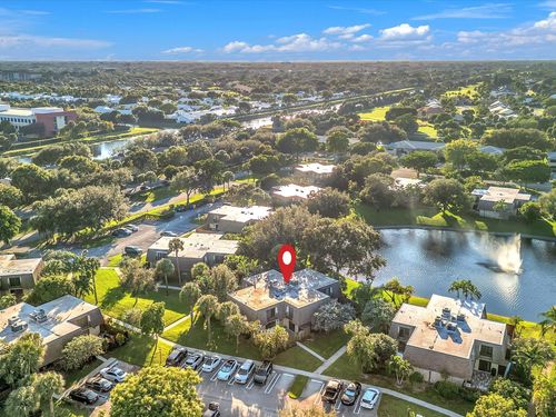 28d-2947 Sw 22nd Cir, Delray Beach, FL, 33445-7871 | Card Image