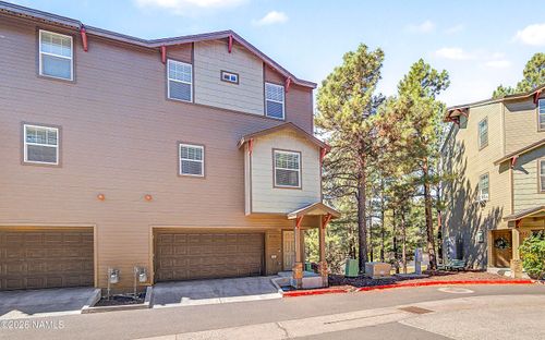 2561 W Cripple Creek Dr, Flagstaff, AZ, 86001-2671 | Card Image