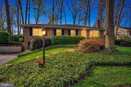 120 Woodland Rd, YORK, PA, 17403-9546 | Card Image